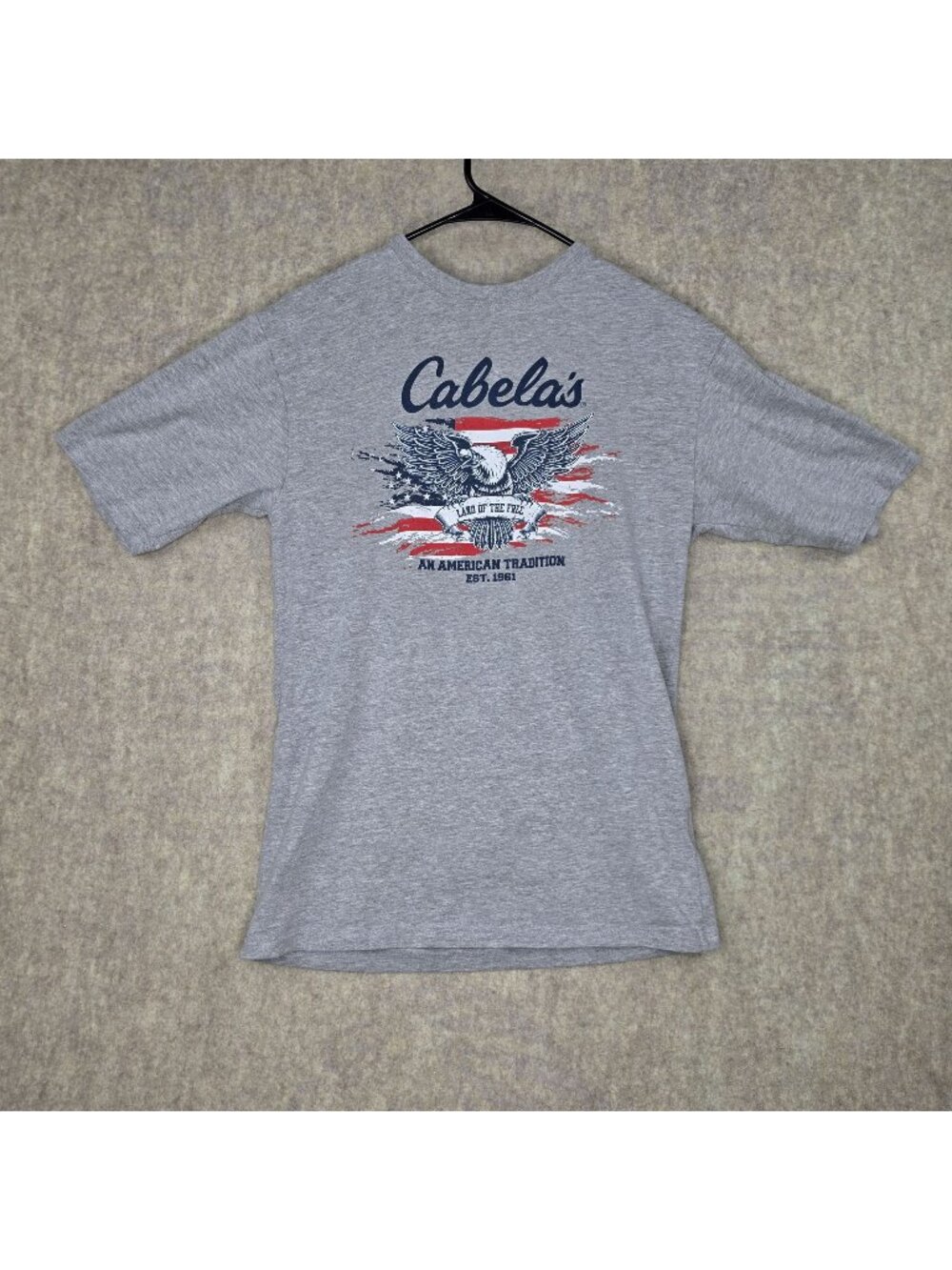 Cabelas Mens Graphic T-Shirt Gray Short Sleeve Cotton Blend Size S USA Eagle